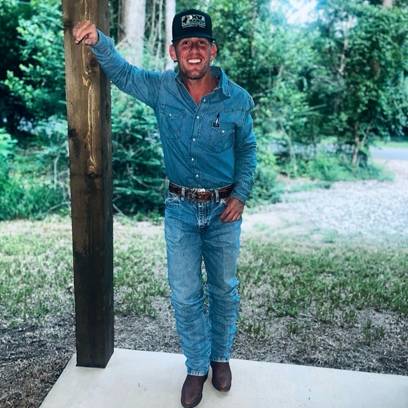 Meet your Posher, Calob - Picture 4 of 16